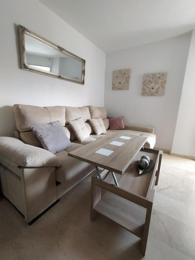 Lovely Apartment In Torremolinos Views Of The Sea, Pool, Terrace, Sofa Bed And Fully Equipped Kitchen Екстер'єр фото