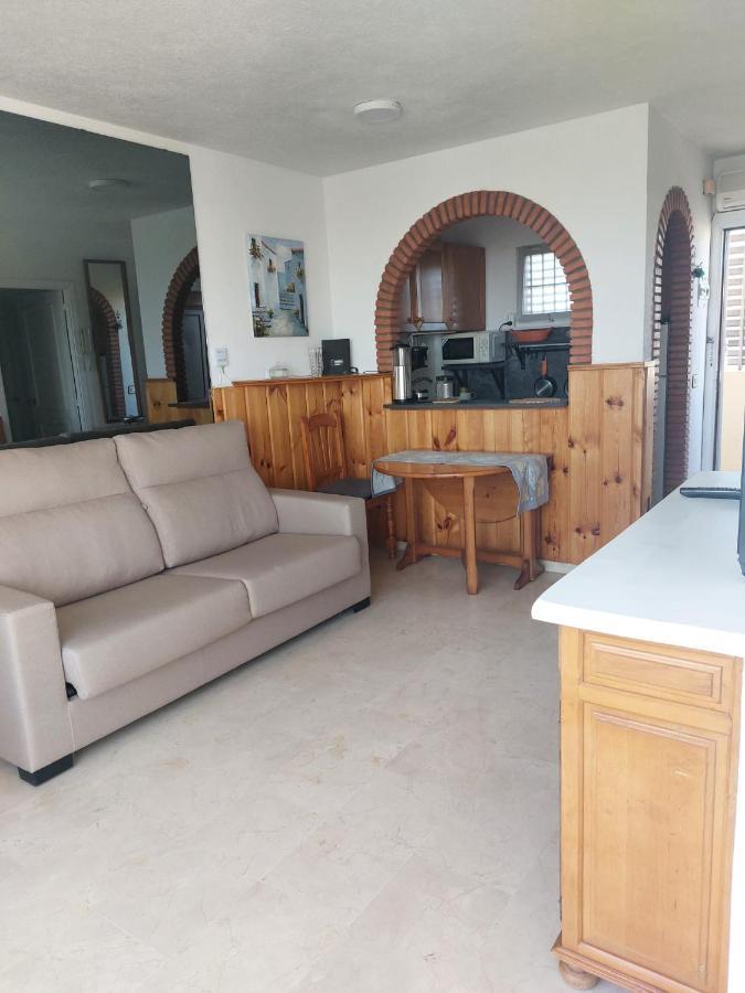 Lovely Apartment In Torremolinos Views Of The Sea, Pool, Terrace, Sofa Bed And Fully Equipped Kitchen Екстер'єр фото