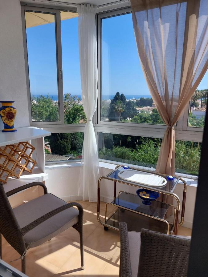 Lovely Apartment In Torremolinos Views Of The Sea, Pool, Terrace, Sofa Bed And Fully Equipped Kitchen Екстер'єр фото
