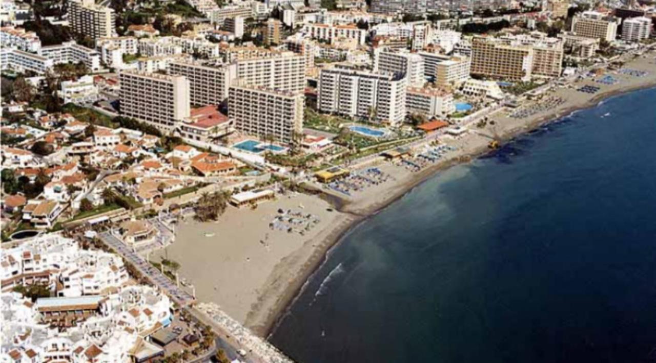 Lovely Apartment In Torremolinos Views Of The Sea, Pool, Terrace, Sofa Bed And Fully Equipped Kitchen Екстер'єр фото